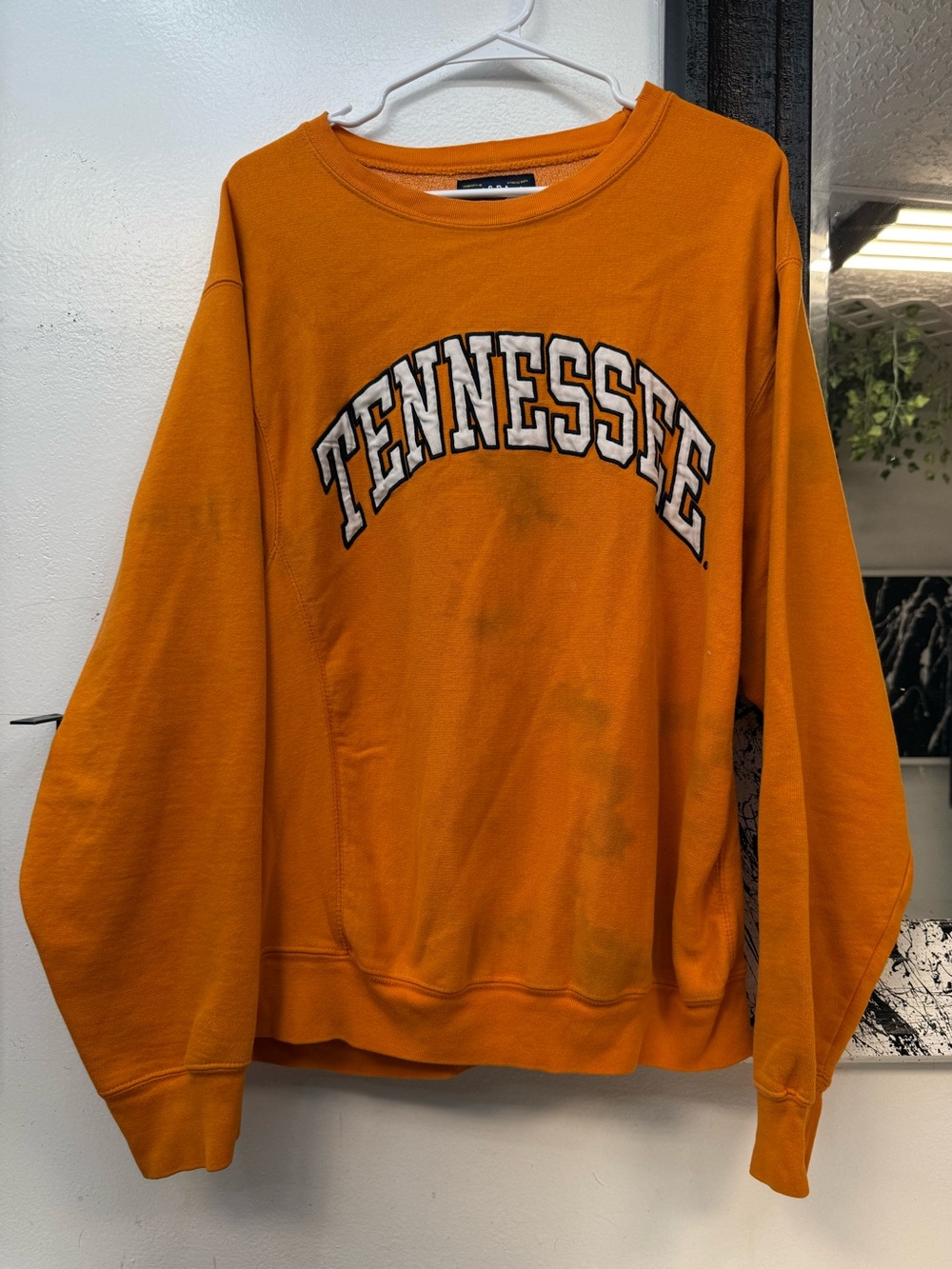 Tennessee University Orange Crewneck distressed Sweatshirt with Shield Logo
